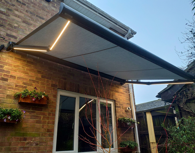 Full cassette awning with LED lighting